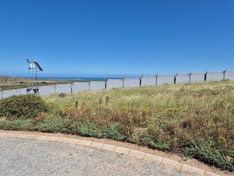 667m2 Vacant Stand for Sale in Hoogland Mountain Estate - Sea Views and Secure Living - Photo 5