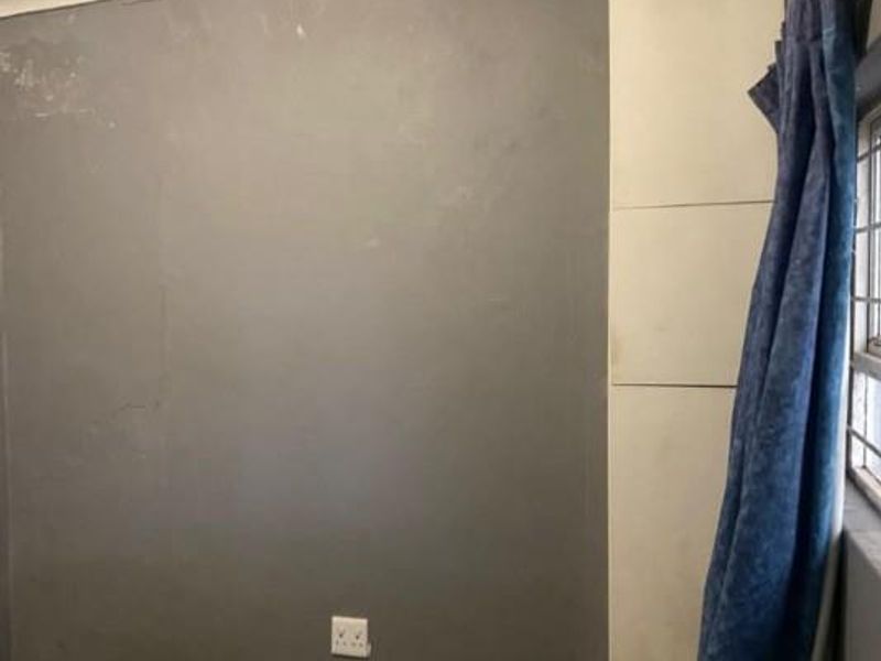 Dawn - Two Bedroom flat R4 300 p/m - Photo 3