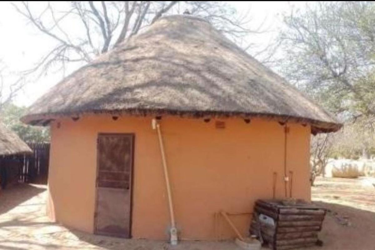 EXCEPTIONAL GAME FARM AND LODGE FOR SALE - Photo 2