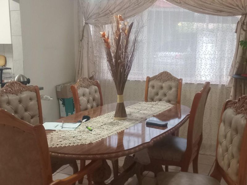House For Sale in Ncandu park Newcastle KwaZulu Natal - Photo 9