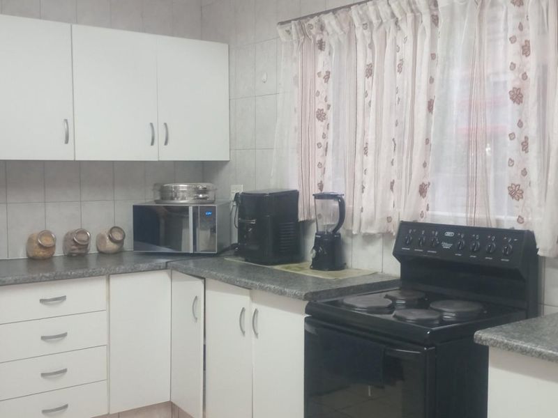 House For Sale in Ncandu park Newcastle KwaZulu Natal - Photo 5