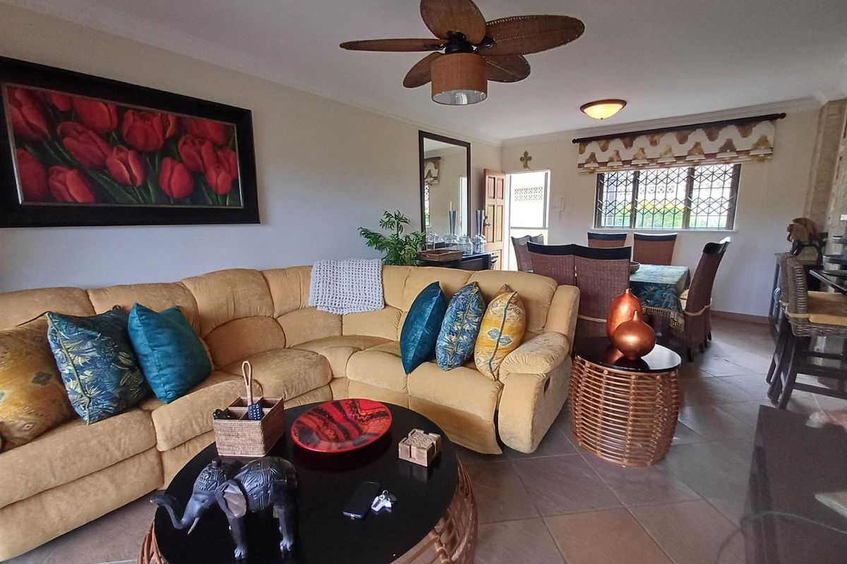 Beautiful 2 Bedroom Seaside Apartment on Umhlanga Promenade For Sale - Photo 3