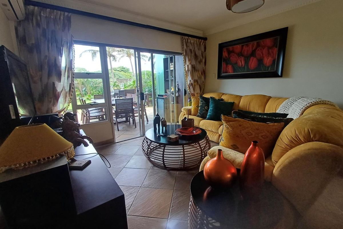 Beautiful 2 Bedroom Seaside Apartment on Umhlanga Promenade For Sale - Photo 5