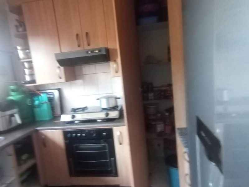 House To Rent in Kamagugu, Nelspruit - Photo 8