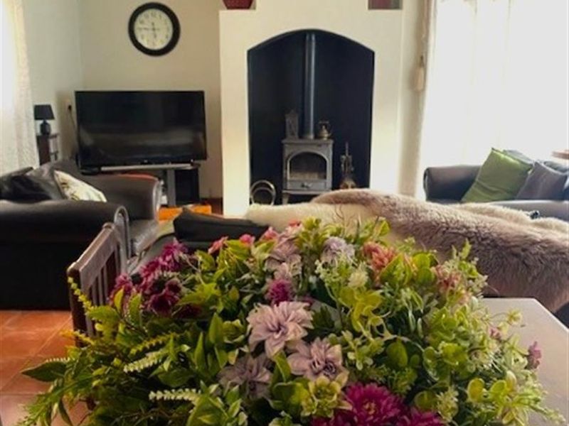 A sanctuary in the highly sought-after Helderberg slopes-Somerset West.Exceptional in/outdoor living - Photo 10