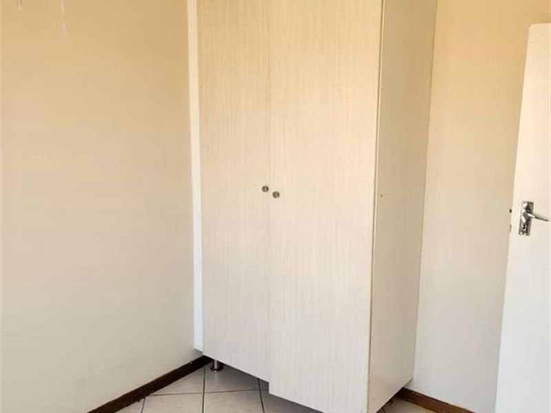 Apartment To Rent in Noordwyk, Midrand - Photo 9