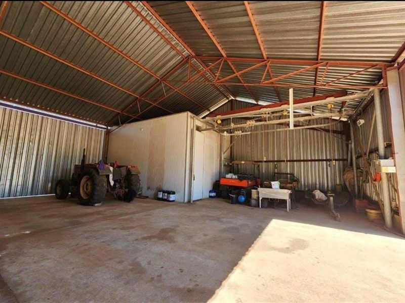 EXQUISITE 2,070 HA GAME FARM FOR SALE NEAR MUSINA, LIMPOPO - Photo 6