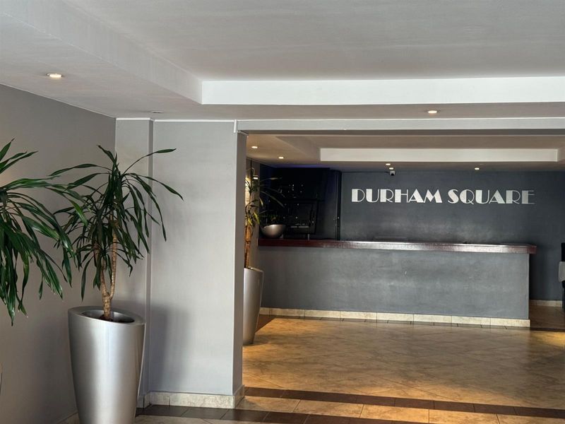 One-Bedroom Investment Apartment in a Prime Salt River Location - Photo 9