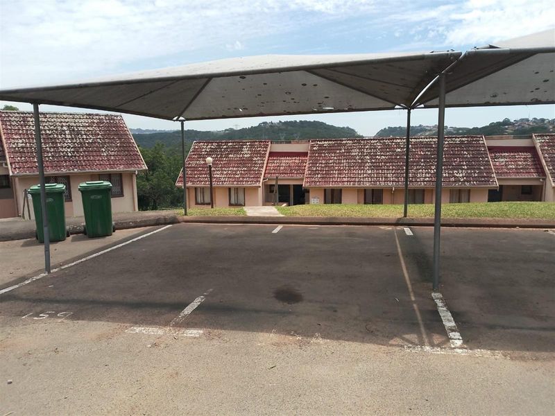 3 Bedroom Apartment For Sale in Bellair, Durban, KwaZulu Natal - Photo 3