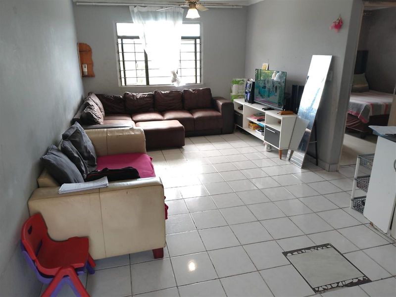 3 Bedroom Apartment For Sale in Bellair, Durban, KwaZulu Natal - Photo 4