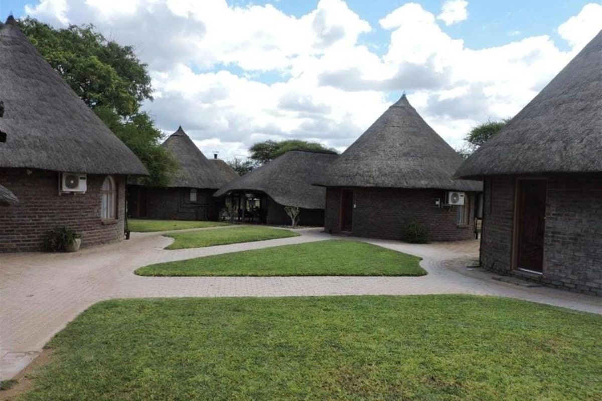 900 HECTARE GAME FARM FOR SALE - Photo 2