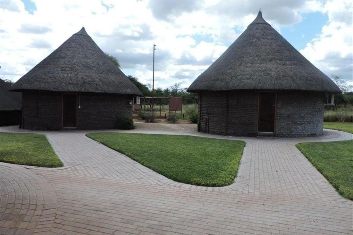 900 HECTARE GAME FARM FOR SALE - Photo 3