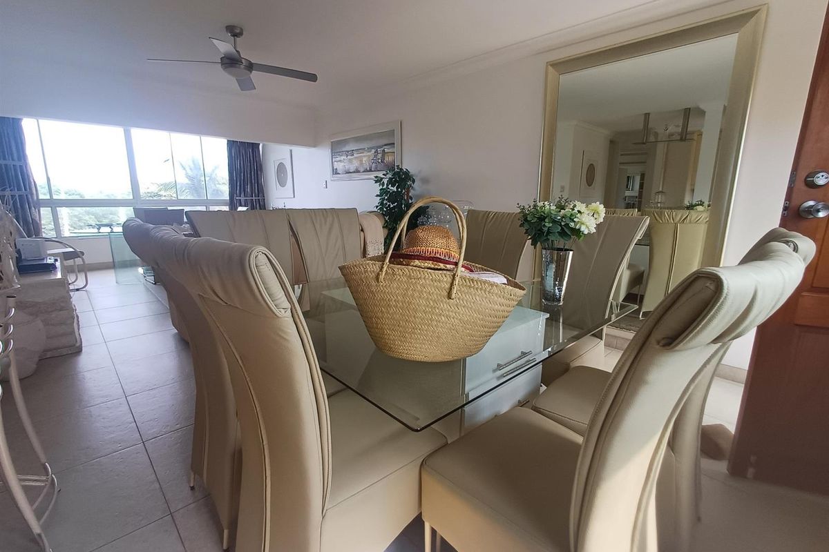 2 Bedroom Seaside Apartment in Umhlanga with Ocean View For Sale - Photo 3