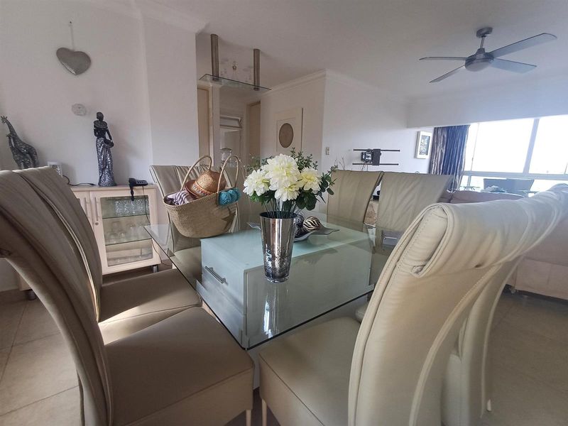 2 Bedroom Seaside Apartment in Umhlanga with Ocean View For Sale - Photo 8