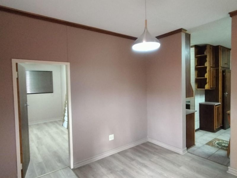 Exclusive Modern Family home with a lot to offer for the selective Buyer - Photo 6