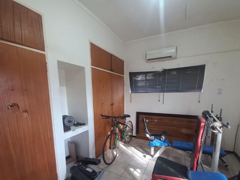 House For Sale in Diamant Park, Kimberley - Photo 6