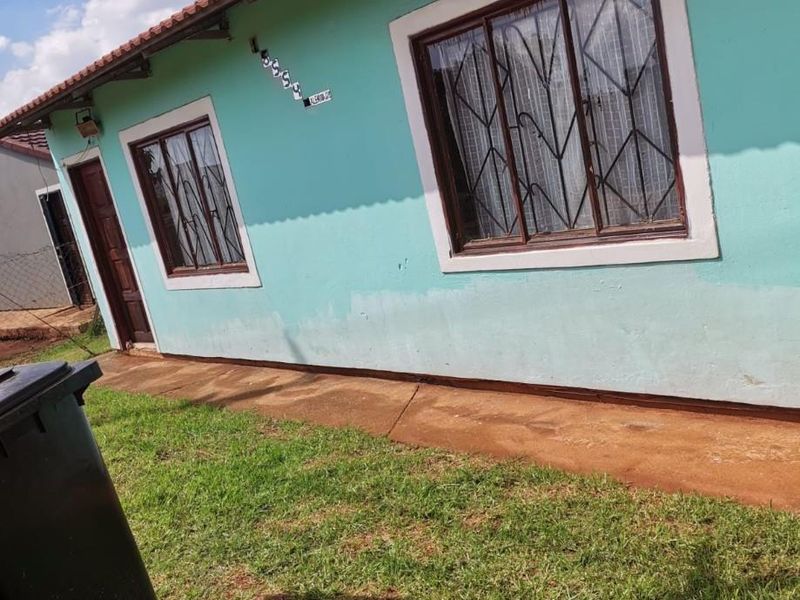 House For Sale in Drieziek, Evaton - Photo 3