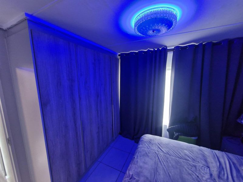 Modern 2 Bedroom Apartment for Sale in Greenkloof Eco Estate,Mooikloof Glen, Pretoria East - Photo 4