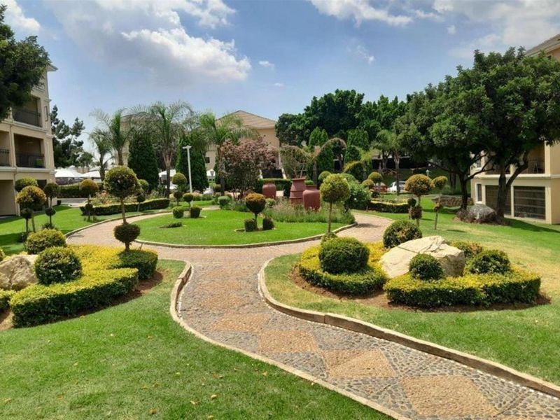 Apartment To Rent in Carlswald, Midrand - Photo 10