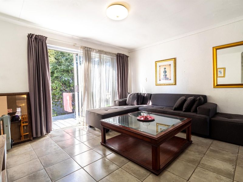 Charming 2Bedroom Apartment for Sale in Morningside Hills, Sandton - Photo 6