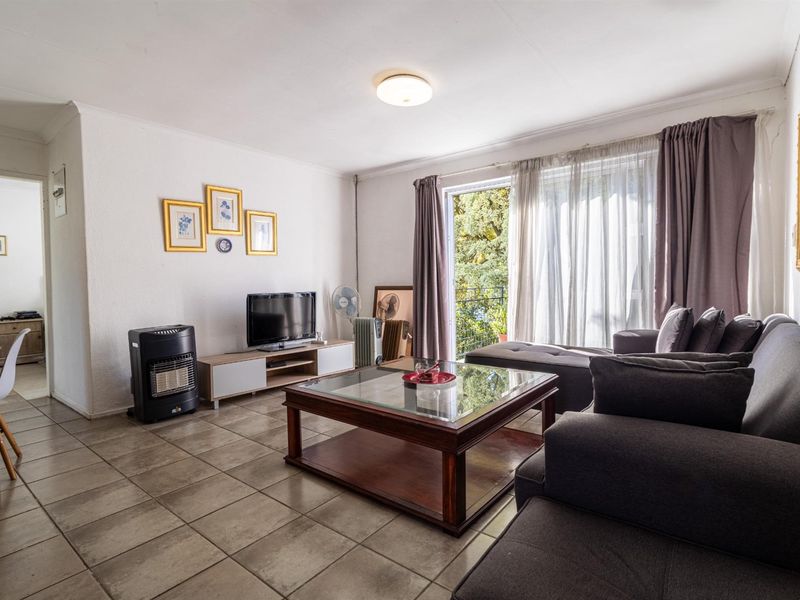 Charming 2Bedroom Apartment for Sale in Morningside Hills, Sandton - Photo 5
