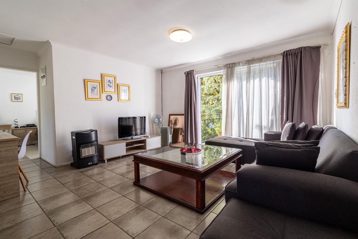 Charming 2Bedroom Apartment for Sale in Morningside Hills, Sandton - Photo 5