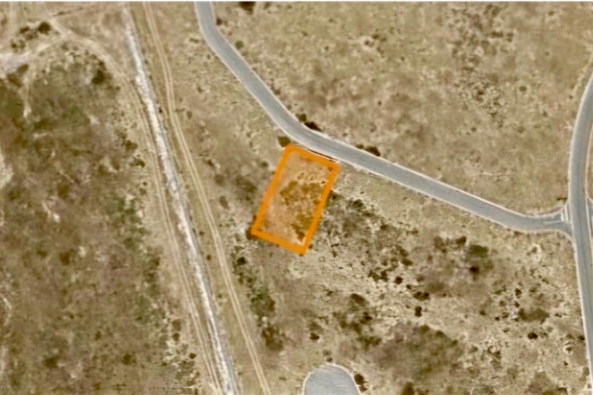 751m2 Vacant Stand with Sea Views in Hoogland Mountain Estate - Secure Coastal Living - Photo 3