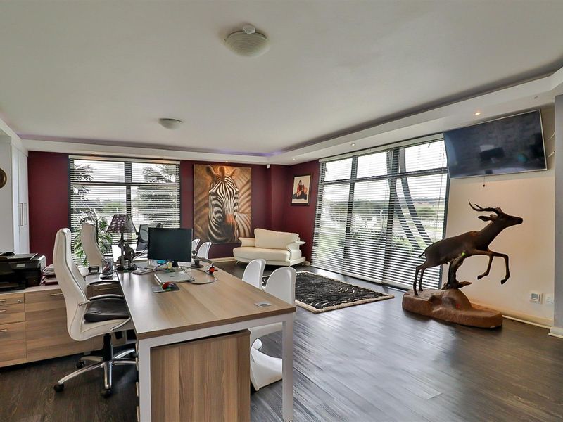 Modern excellence nestled within a prestigious equestrian estate - Photo 9