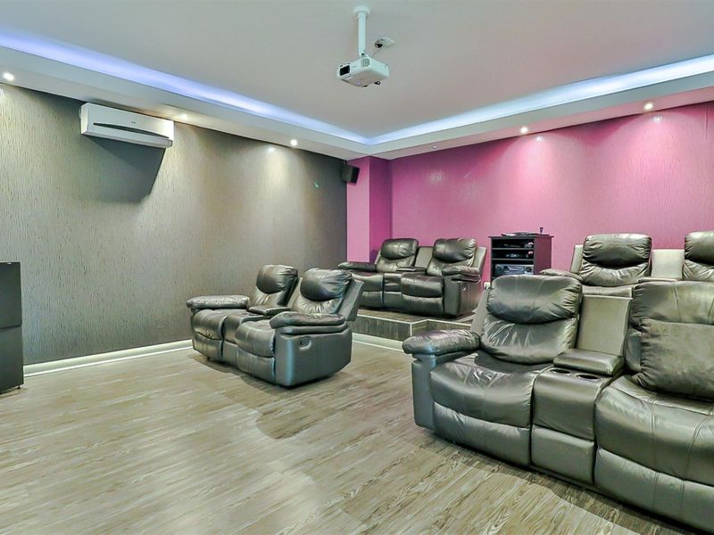 Modern excellence nestled within a prestigious equestrian estate - Photo 8