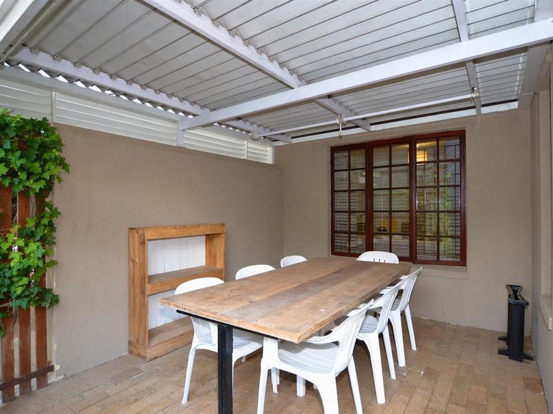 Modern 2-Bedroom Townhouse in Cape Bay, Somerset - With Garden and Garage! - Photo 8