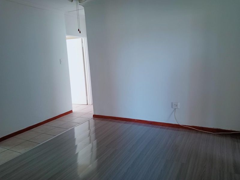 Starter Up or Scaling down?   This is for you - Photo 2