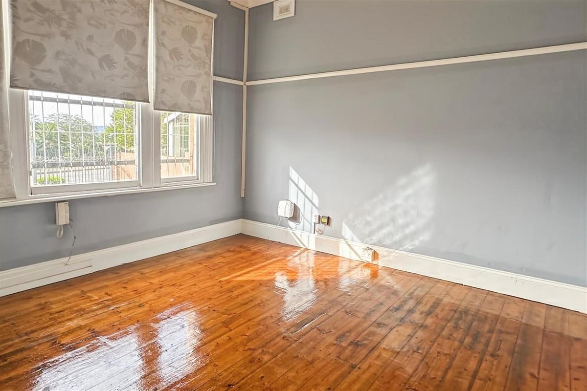 Commercial Property To Let - Photo 4