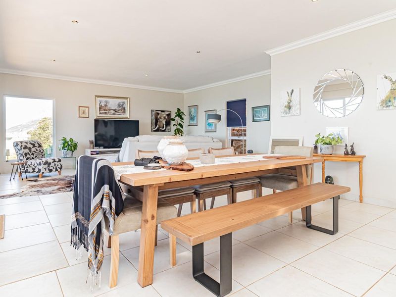 House For Sale in Cairnside, Simons Town - Photo 10