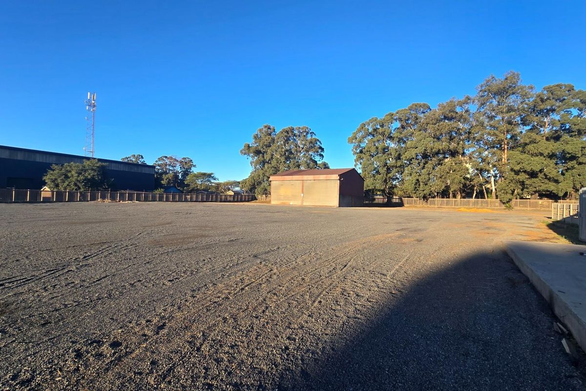 Expand Your Business Here - Workshop, Yard and Offices on 1.7HA - Photo 5