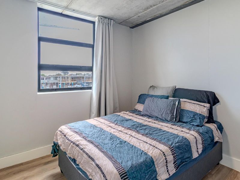 Two Bedroom Apartment For Sale in Pinelands, Cape Town - Photo 7