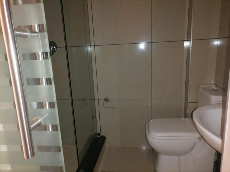 Bachelor Apartment To Rent in Ramsgate, Margate, KwaZulu Natal - Photo 2