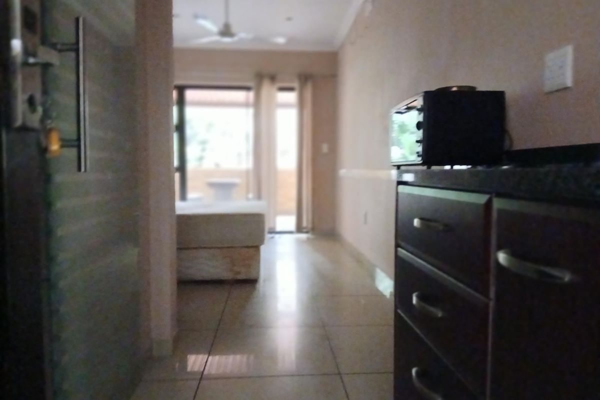 Studio Apartment To Rent in Ramsgate, Margate, KwaZulu Natal - Photo 5