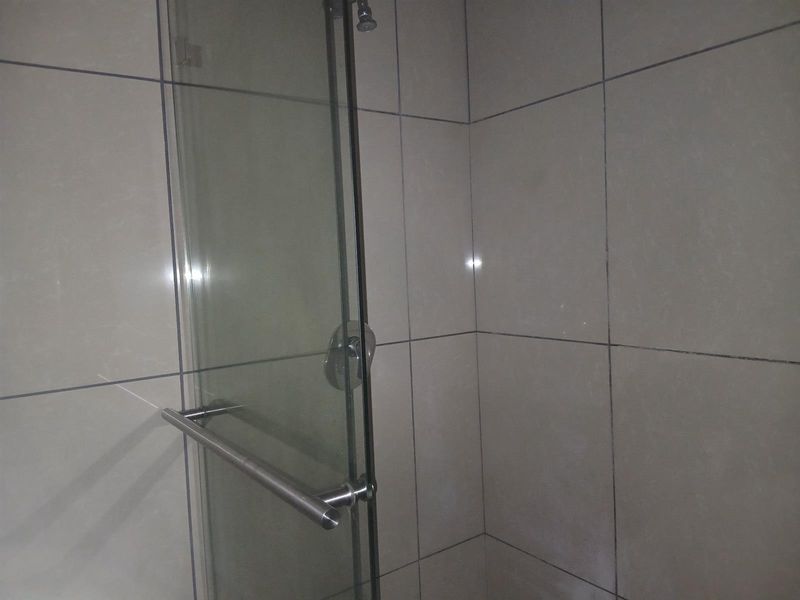 Studio Apartment To Rent in Ramsgate, Margate, KwaZulu Natal - Photo 4