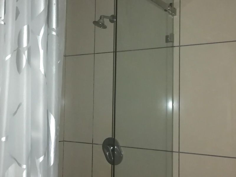 Studio Apartment To Rent in Ramsgate, Margate, KwaZulu Natal - Photo 6