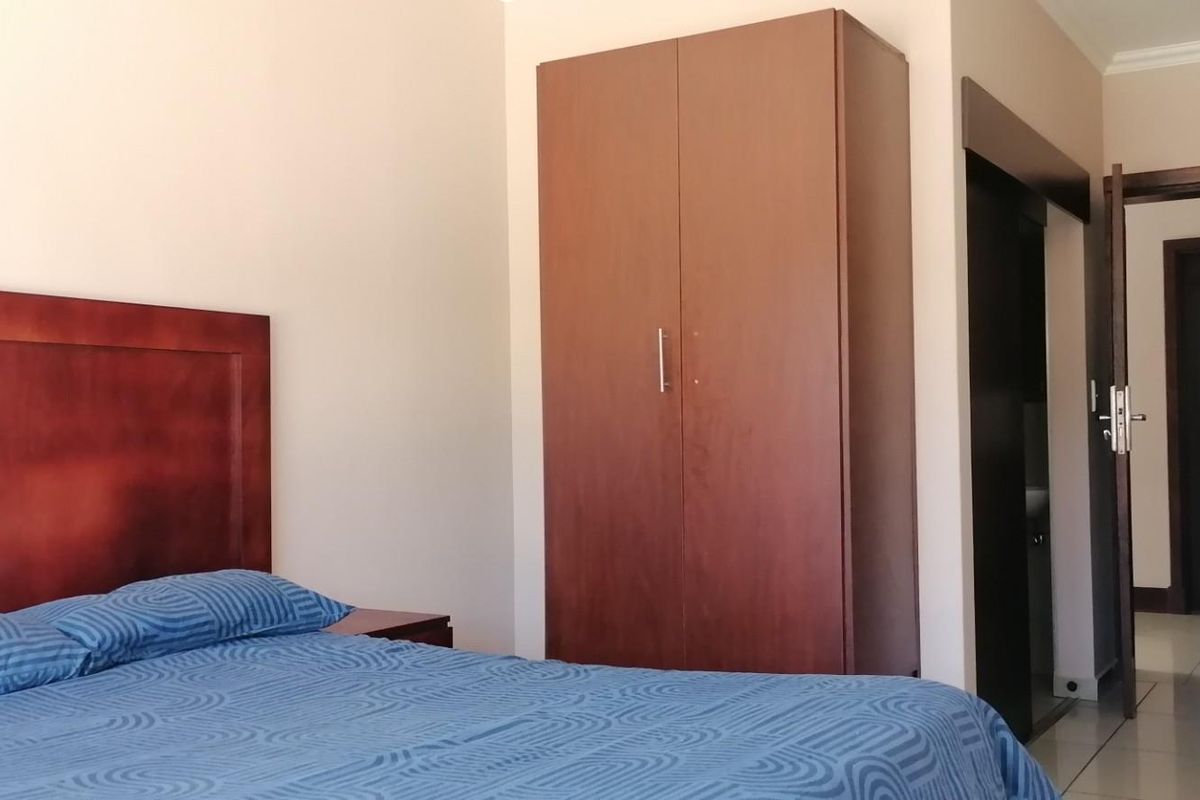 Studio Apartment To Rent in Ramsgate, Margate, KwaZulu Natal - Photo 2