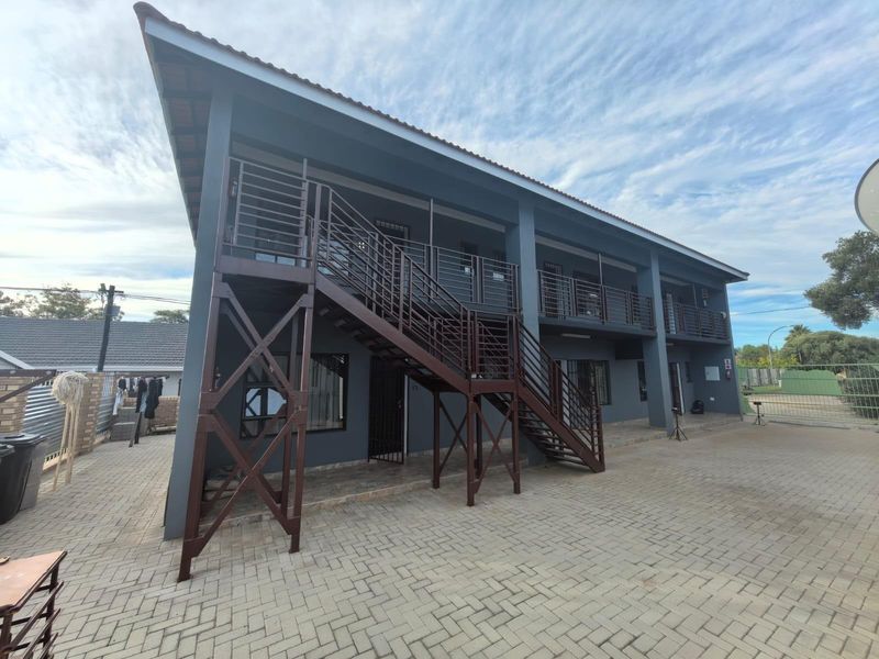 🎓 THE ULTIMATE INVESTOR’S EDGE: PRIME SPU STUDENT HOUSING HUB IN NEW PARK, KIMBERLEY - Photo 2