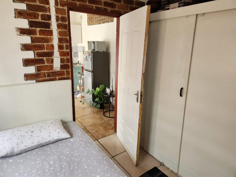 Cottage To Rent in Lyndhurst, Johannesburg - Photo 8