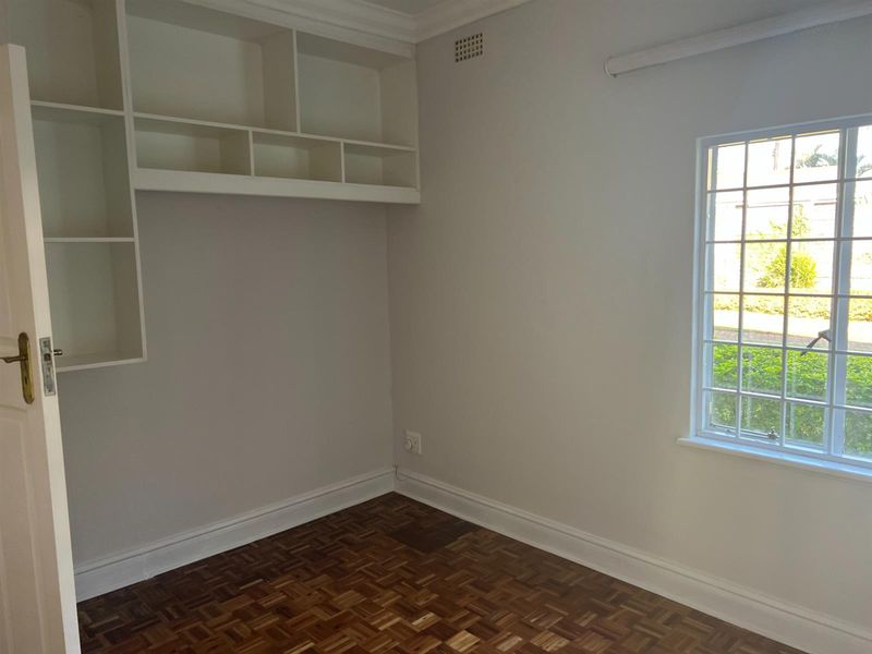 Ground Floor Townhouse To Let in a Secure Complex - Photo 10