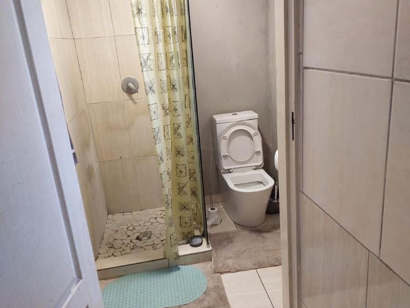 Cottage To Rent in Lyndhurst, Johannesburg - Photo 10