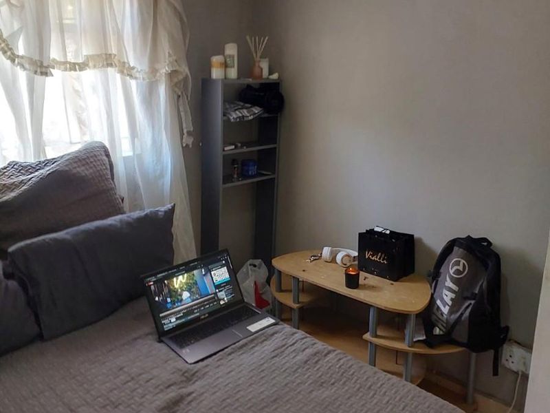 Cottage To Rent in Lyndhurst, Johannesburg - Photo 5