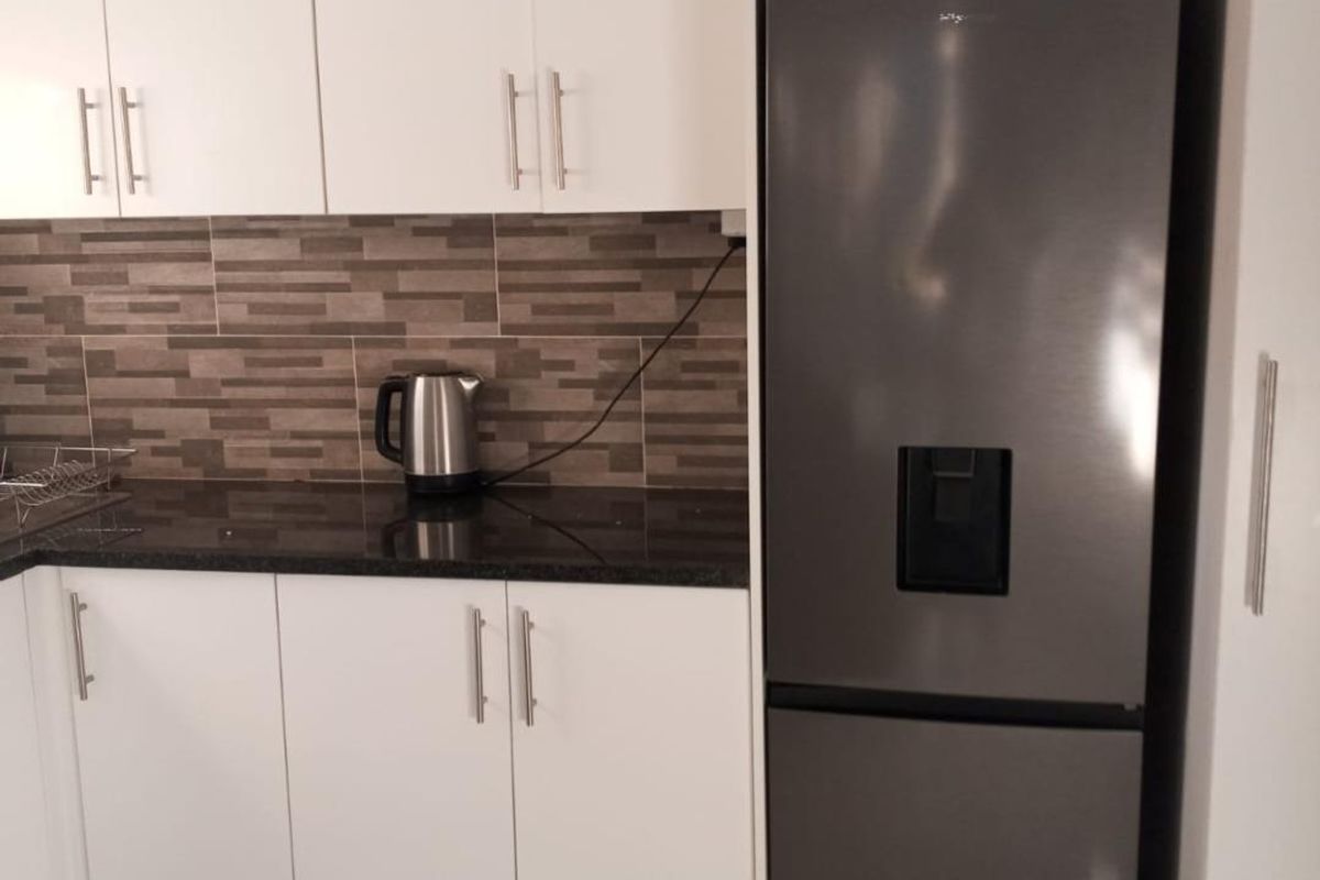 Apartment To Rent in Strathavon, Sandton - Photo 2