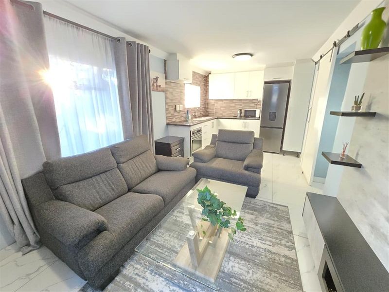 Apartment To Rent in Strathavon, Sandton - Photo 3