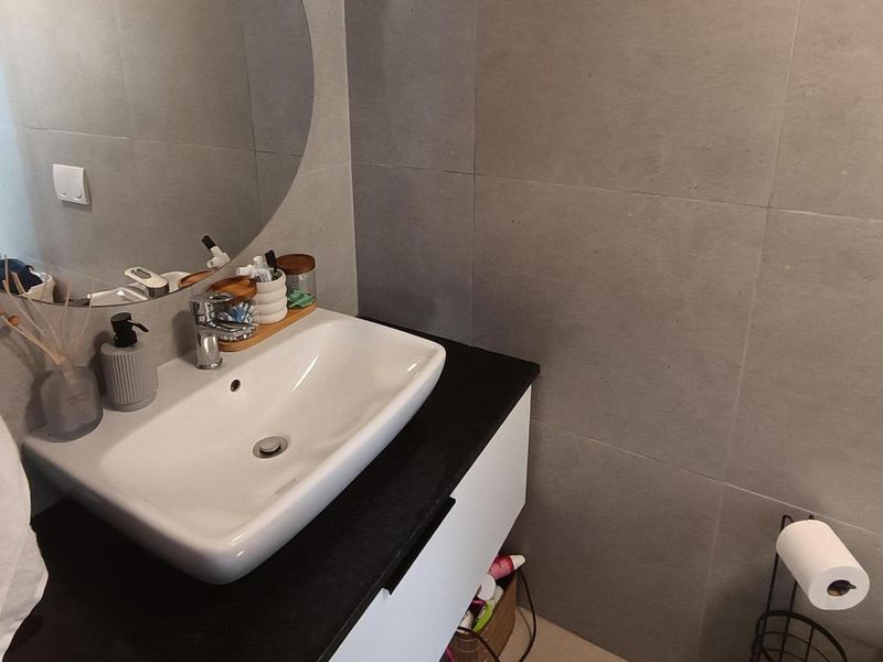 Apartment For Sale in Overbaakens Port Elizabeth - Photo 9