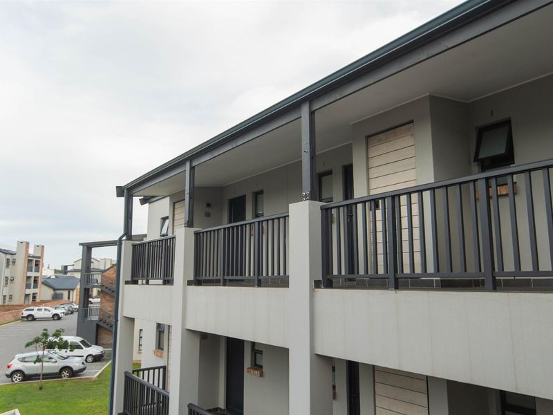 Apartment For Sale in Overbaakens Port Elizabeth - Photo 8