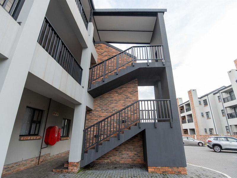 Apartment For Sale in Overbaakens Port Elizabeth - Photo 7